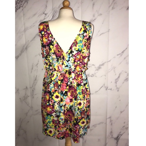 Floral dress - Picture 2 of 3